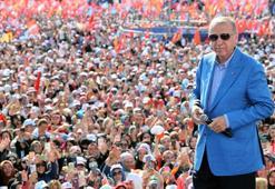 Dünyada manşet oldu! BBC'den dikkat çeken Erdoğan yorumu: Kalabalıkları bir orkestra şefi gibi yönetiyor