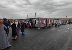 Malatya'da 'depremzede seçmenler' konteynerde oy kullanıyor