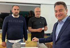 Ali Babacan, oyunu kullandı