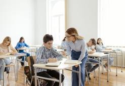 Yarın okullar tatil mi, 29 Mayıs Pazartesi okul var mı, yok mu? Seçimden sonra ilkokul, ortaokul ve lise tatil mi?