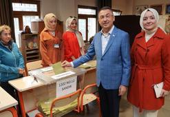 Fuat Oktay, Ankara'da oyunu kullandı