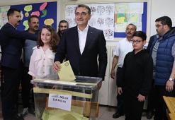 Bakan Dönmez, Eskişehir'de oyunu kullandı