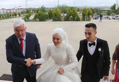 Önce sandığa sonra düğüne gittiler