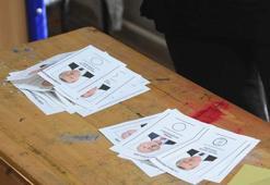 Siyasilerin sandıklarından ilk sonuçlar geldi