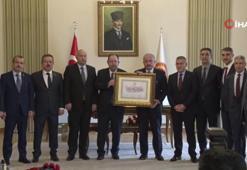 Cumhurbaşkanı Erdoğan’ın mazbatası TBMM Başkanı Şentop’a teslim edildi