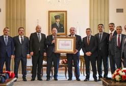 YSK Başkanı Yener, Cumhurbaşkanı mazbatasını TBMM Başkanı Şentop'a teslim etti