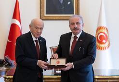 TBMM'de devir teslim dönemi! Bahçeli görevi devraldı