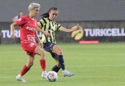 Turkcell Kadın Futbol Süper Ligi şampiyonu belli oldu! Fenerbahçe - Fomget maçında 6 gol