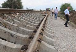 Selde tren hattı hasar gördü, olası faciayı vatandaşlar önledi