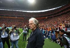 Jorge Jesus açıklama yapmadan stadı terk etti