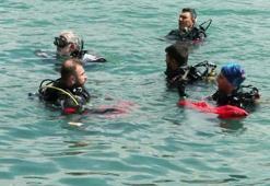 Bebek Sahil'de deniz temizliği