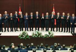 Yeni bakanlar TBMM'de yemin etti