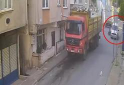 Avcılarda kadın araçtan yola atıldı