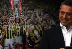 11 teknik direktör 80 transfer! Ali Koç ilk kupasını kaldırdı