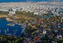 Yabancılar konut yatırımını en çok Antalya'ya yaptı