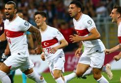 EURO 2024 yolunda Türkiye, Letonya'yı 90+5'te devirdi: 3-2