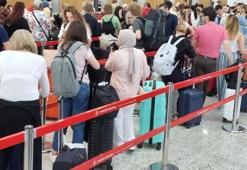 İstanbul Havalimanında tatil yoğunluğu yaşandı