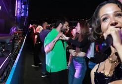 Zeynep Bastık'tan Boğaz'da muhteşem gece! Çiçeği burnunda çift konserde