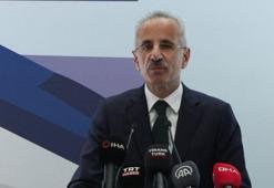 Bakan Uraloğlu: Milli Hızlı Trenimizi 2025 yılında yolcu taşımacılığına kazandırmayı hedefliyoruz