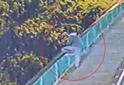 Köprüden dereye atlayan kişi hayatını kaybetti; olay anı kamerada