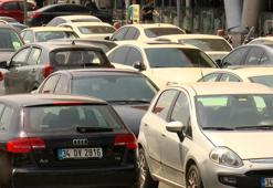 Bayram öncesi kiralık araçlara talep arttı; uzmanlardan dolandırıcılara karşı uyarı