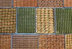 En ucuz cevizli baklava 250, fıstıklı baklava ise 400 liradan tezgahta