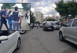 Arkadaşlık teklifini reddeden kadının evini basıp havaya ateş açtı