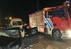 Düzce’de iki aracın karıştığı kazada 2 kişi öldü, 11 kişi yaralandı.