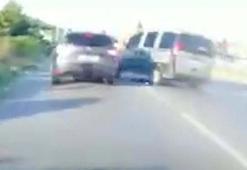 İzmir'de 4 kişinin öldüğü 21 kişinin yaralandığı korkunç kaza kamerada