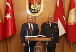 Bakan Güler'den kuvvet komutanlıklarına ziyaret ​