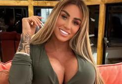13 kez göğüs estetiği yaptıran ünlü ismin annesi konuştu: Gülünç görünüyor
