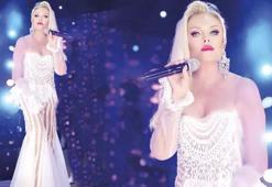 Boğaz’da Ajda Pekkan rüzgârı esti!