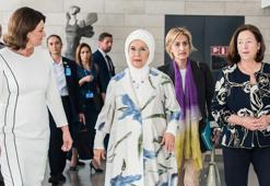 Emine Erdoğan, Litvanya'da lider eşleriyle bir araya geldi