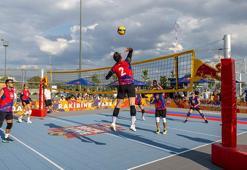 32 takımın yarıştığı voleybol turnuvasında İzmir elemeleri tamamlandı