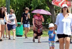 Termometreler 45 dereceyi gösterdi, vatandaşlar El Nino'dan kaçtı