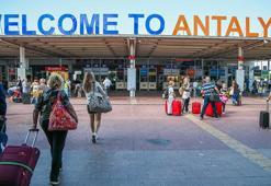 Antalya Havalimanı'nda tüm zamanların yolcu trafiği rekoru
