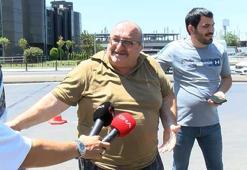 Denetime takılan minibüs şöförü göbeğini bahane etti