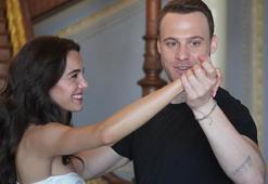 Ya Çok Seversen setinde vals dersi alan Hafsanur Sancaktutan’a partneri Kerem Bürsin de eşlik etti