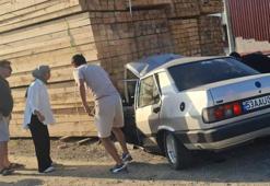 Otomobil, kerestelere çarptı: 5 yaralı