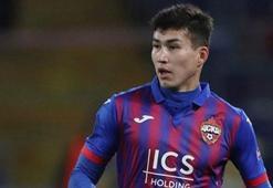 Beşiktaş'a kale hariç her mevkiide oynamış Kazak oyuncu geliyor