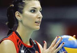 Voleybolun efsane ismi Neslihan Demir'den ayrılık açıklaması: 'Epey oldu, boşandım'