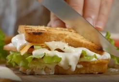 Kafede yeni uygulama: Tost kesme ücreti! Fişini paylaşınca gündem oldu