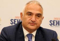 Bakan Mehmet Nuri Ersoy: Tarihi dokuya zarar veren 500'ün üzerinde kaçak yapı yıkıldı