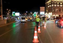 Galata Köprüsü bakım çalışmalarının ilk etabı için trafiğe kapatıldı