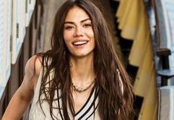 Demet Özdemir'e aşk yaradı: Tatil pozları kasıp kavurdu