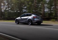 Tesla'dan yeni karar! Fiyat aşağı çekildi