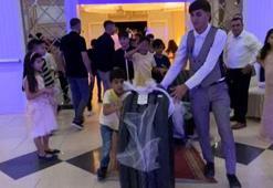 Damada düğünde altın yerine araç lastiği hediye etti