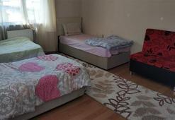 Ev sahiplerinden yeni oyun! Bir evde 15 kişi, kiralayıp ranza satıyorlar, aylık 3.500 TL...