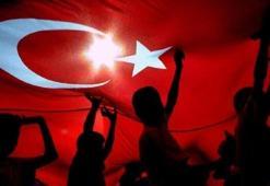 29 Ağustos yarım gün mü? 30 Ağustos Zafer Bayramı resmi tatil mi? Hangi güne denk geliyor?