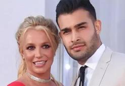 Britney Spears altı erkekle boşanma partisi verdi!